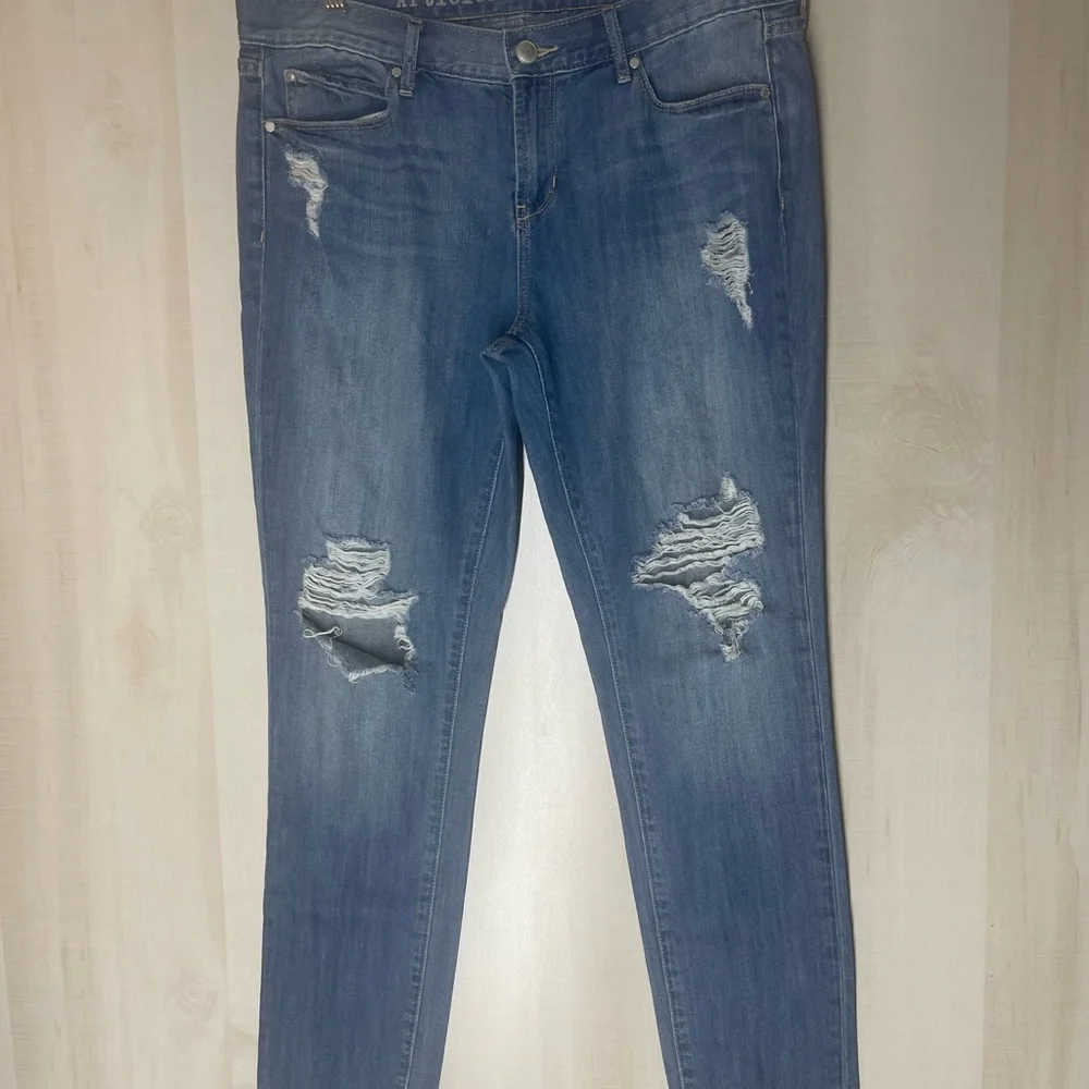Articles of Society distressed straight leg‎ denim jeans size 28